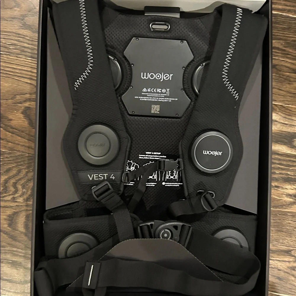 AMAZING! Woojer HD Haptic Vest 4! Like New! Only Tried Once!